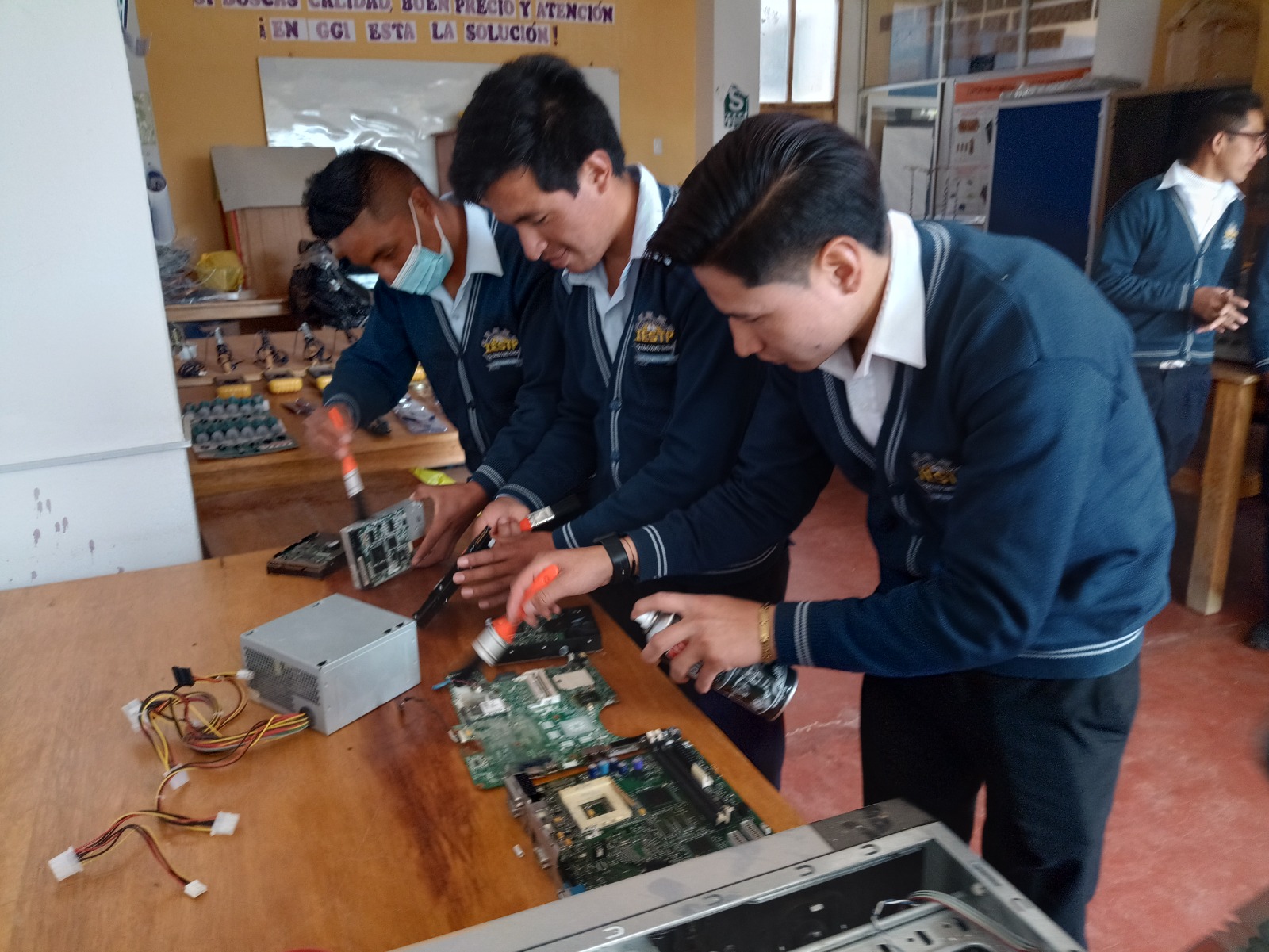 ARQUITECTURA DE COMPUTADORAS